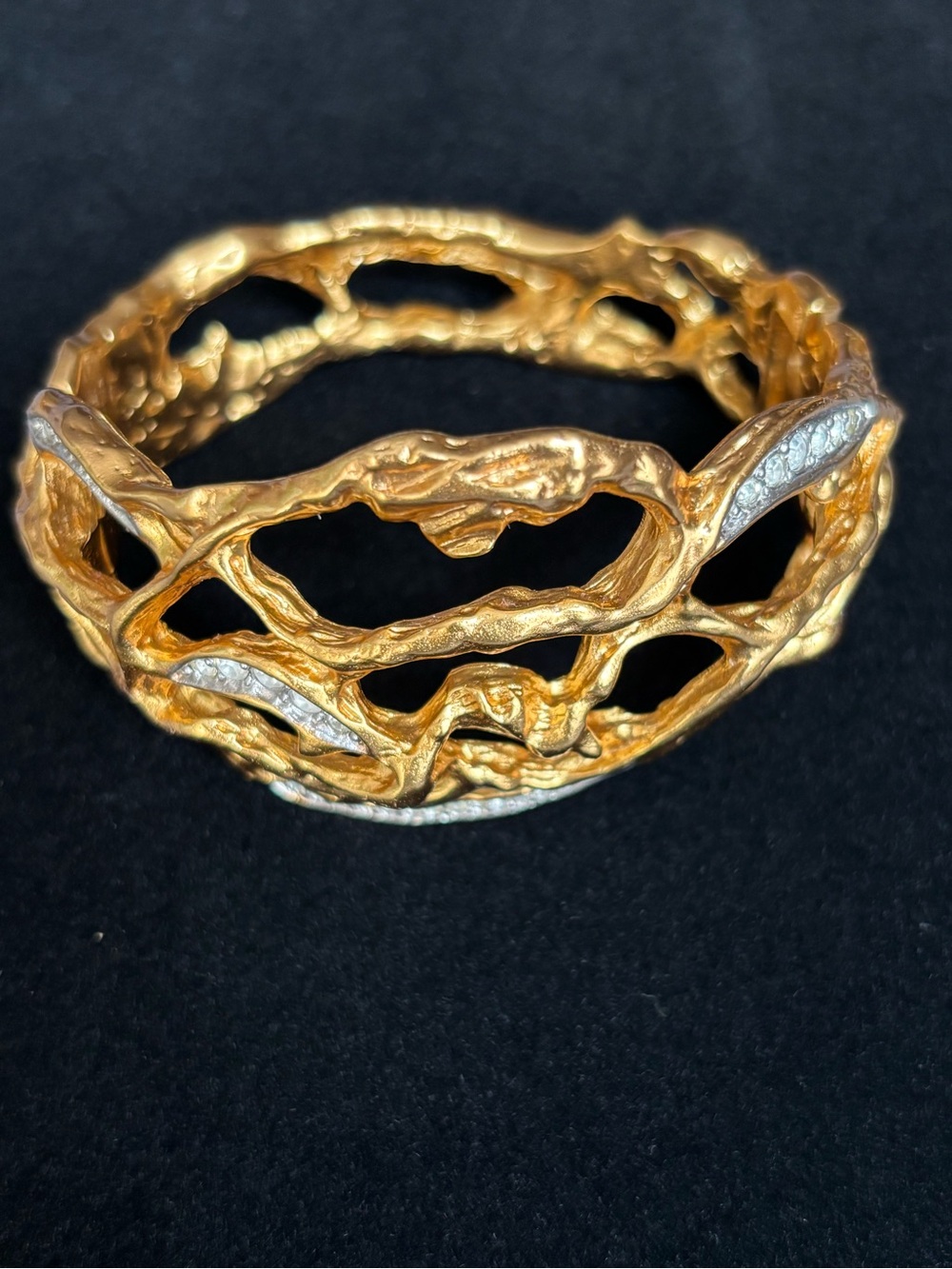 Vintage Elizabeth Taylor for Avon Treasured Vine Cuff Bracelet Large NIB